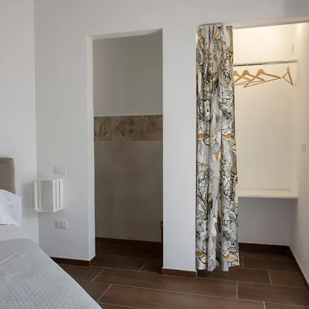 Delia Apartment *