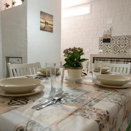 Delia Apartment *